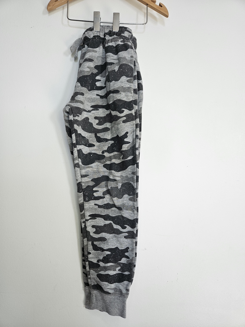 : GEORGE Boys Camo Joggers Grey Camouflage Fleece Sweatpants Medium 7-8🩷